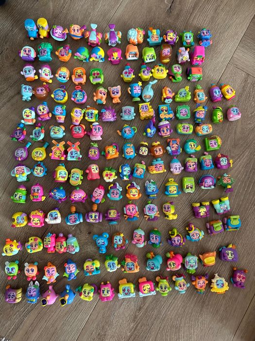 Moji pops фігурки