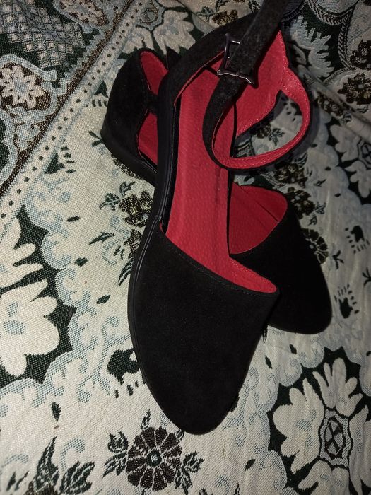 Босоніжки балетки