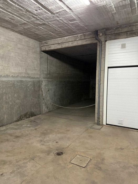 Garagem fechada no centro de Barcelos