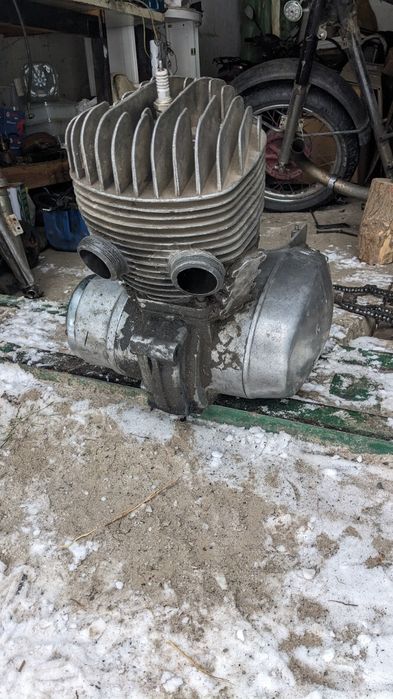 Двигун Іж Планета/Иж Планета