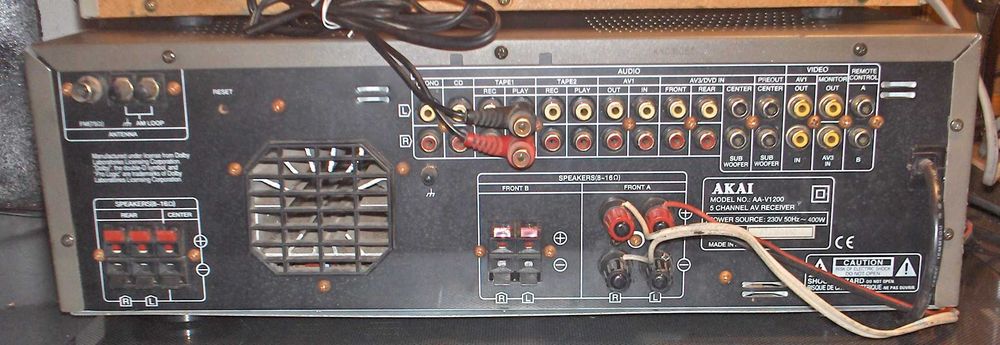 Anplituner AKAI AA-V1200