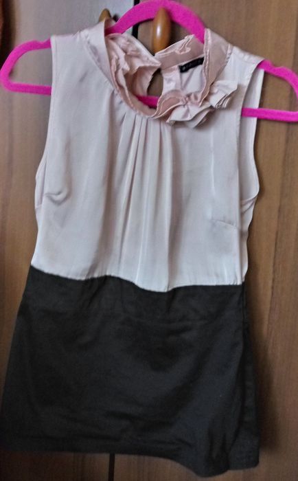 Elegancka bluzka bez rękawów