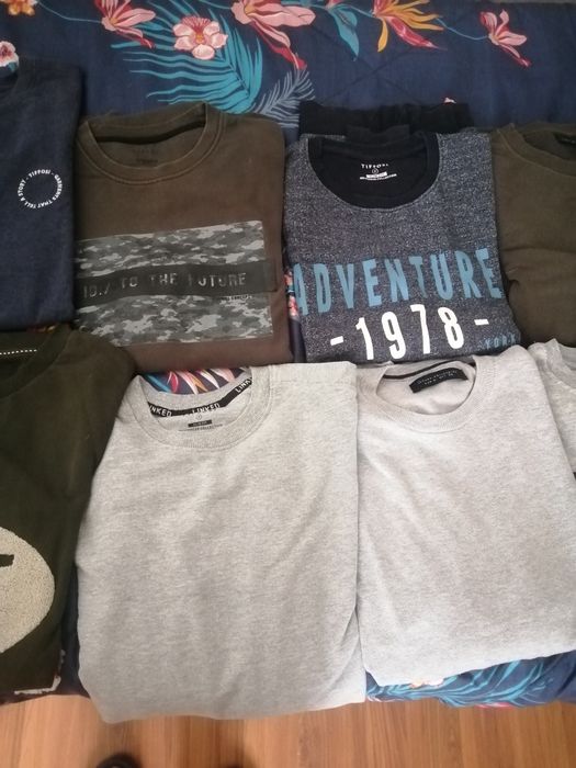 Várias tipos de sweats