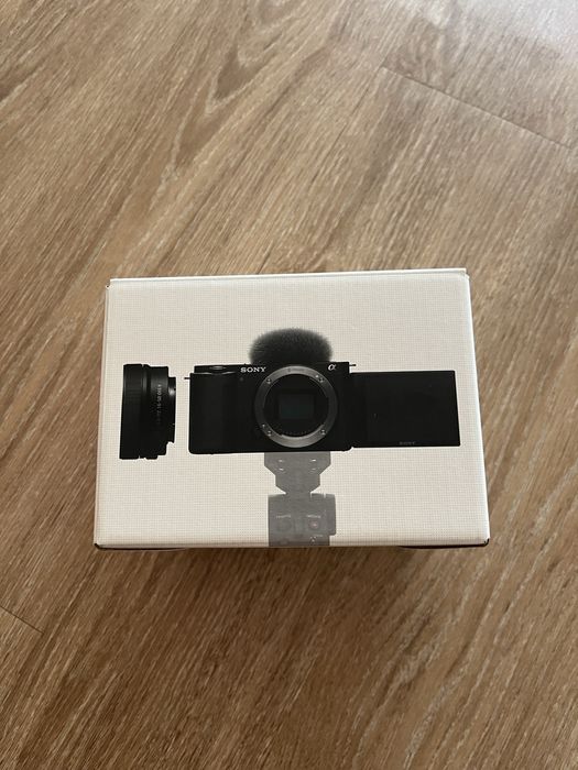 Sony ZV-E10 + lente