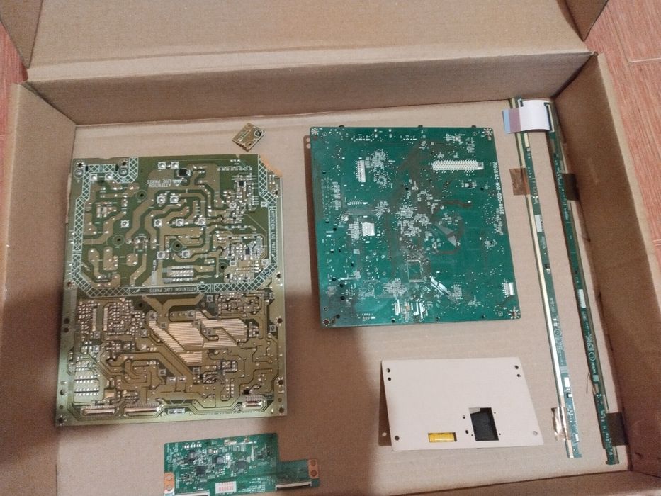 Philips 42PFH5609/88 филипс