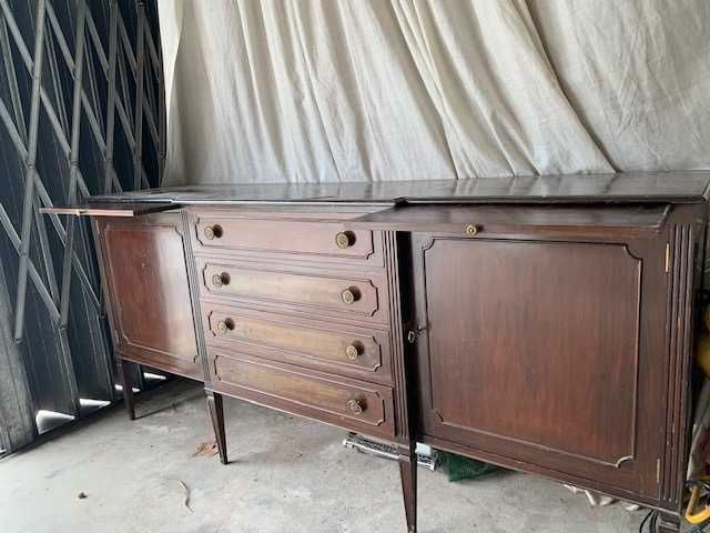 Aparador antigo para restaurar