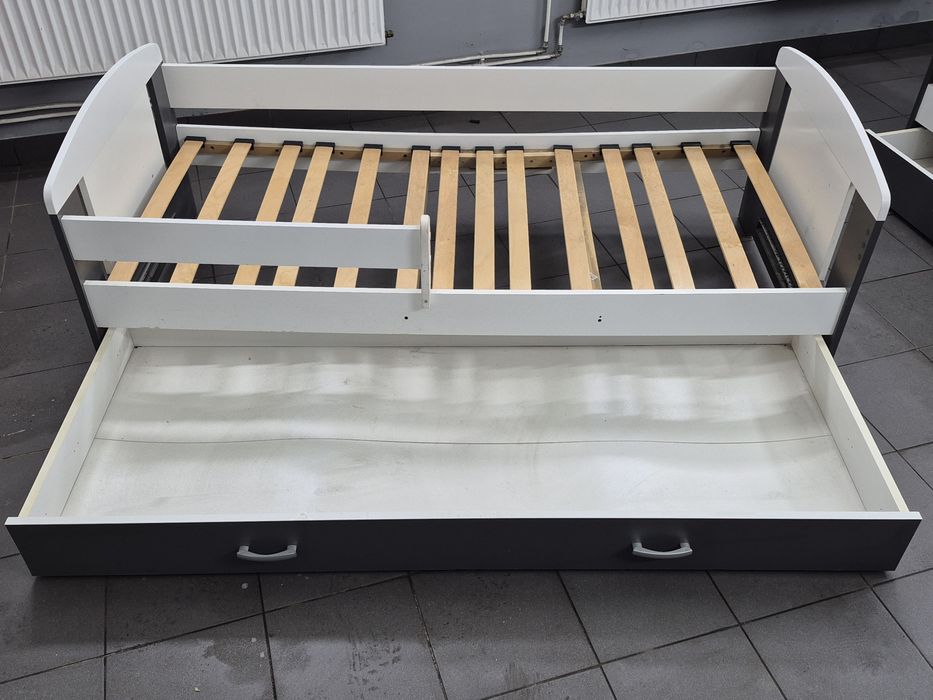 Łóżko Młodzieżowe z materacem