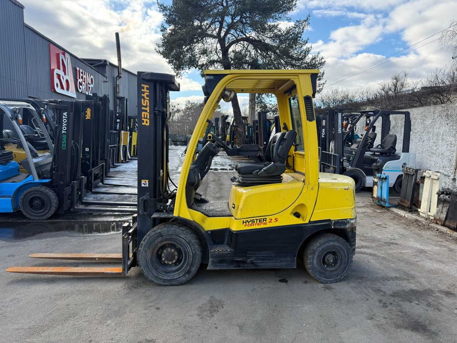 Навантажувач вилковий Hyster H2.5FT Вагонник дизель