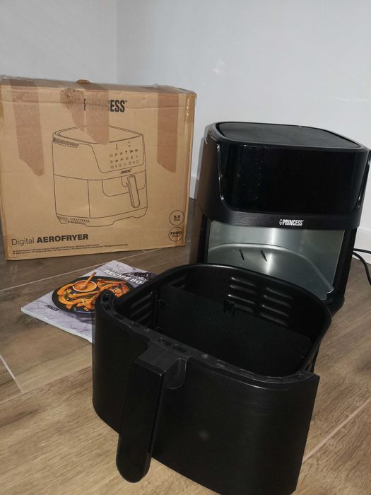 FRYTKOWNICA beztłuszczowa Airfryer Princess 6,5L 12 programów 1800W