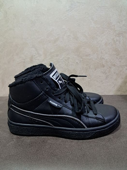 Кросівки утеплені Puma 37р