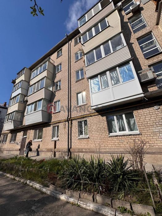 Продам 2 кв Соборный, Фурманова 50000$