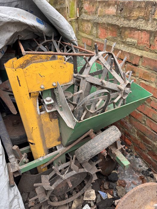 Причіп та саджалка