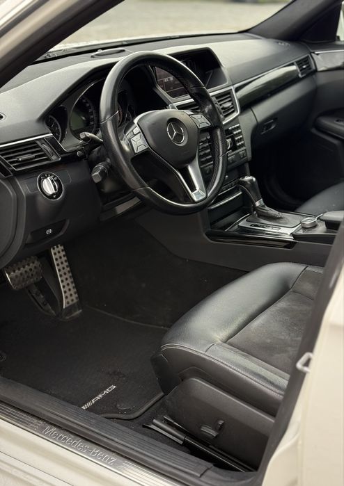 Mercedes - Benz E250CDI AMG Avantgarde