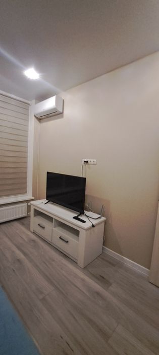 Оренда двох кімнатної квартири по вул.Гленца