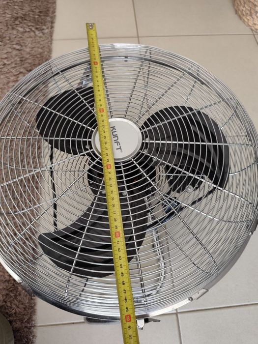 Ventoinha de chão Kunft 50cm de 110W