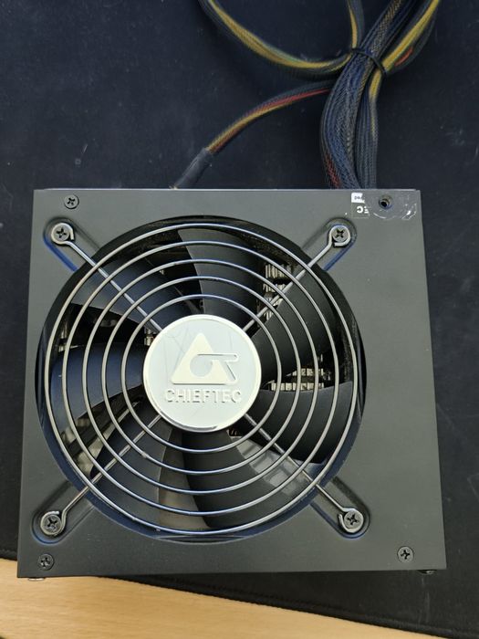 Zasilacz Chieftec 550w