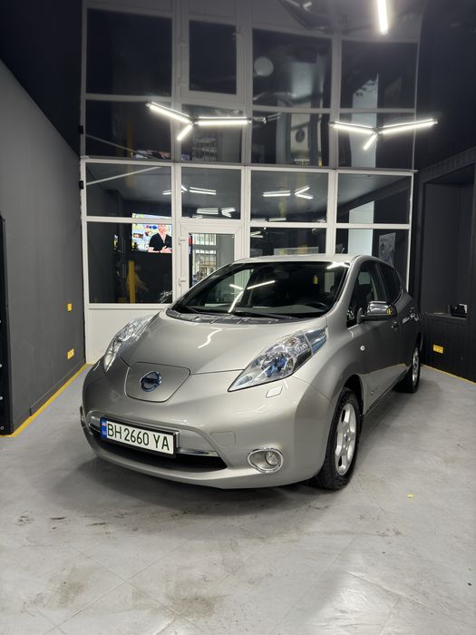 Аренда авто 500грн Nissan Leaf ниссан лиф