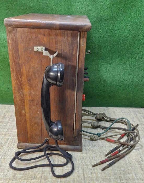 Stara centrala łącznica telefoniczna CB-10 - 1971r. z czasów PRL - zabytek