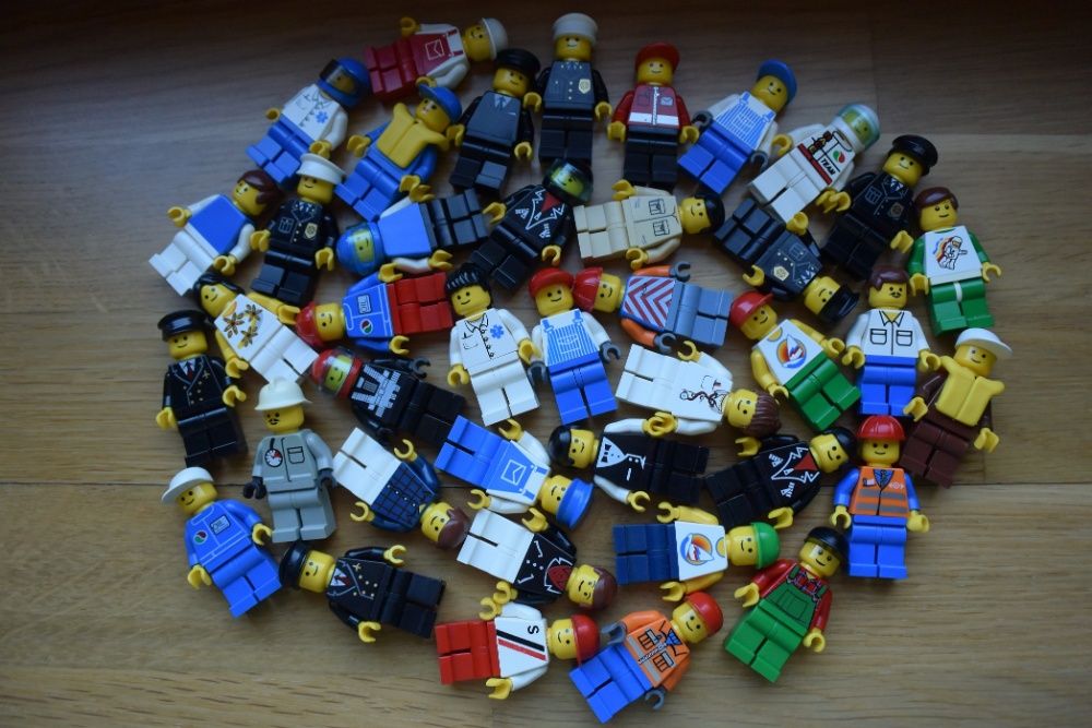 LEGO CITY Oryginalna Figurka Mieszkaniec Miasta Rarytas Kolekcjonerski