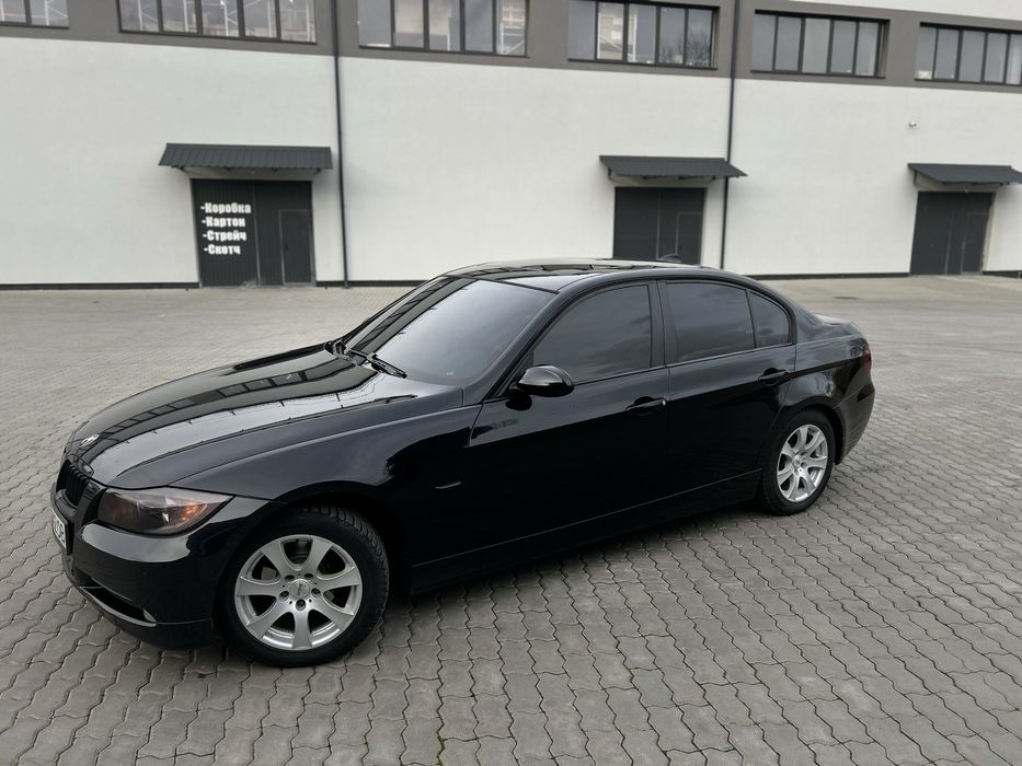 Bmw 320i 2007 2.0 бензин