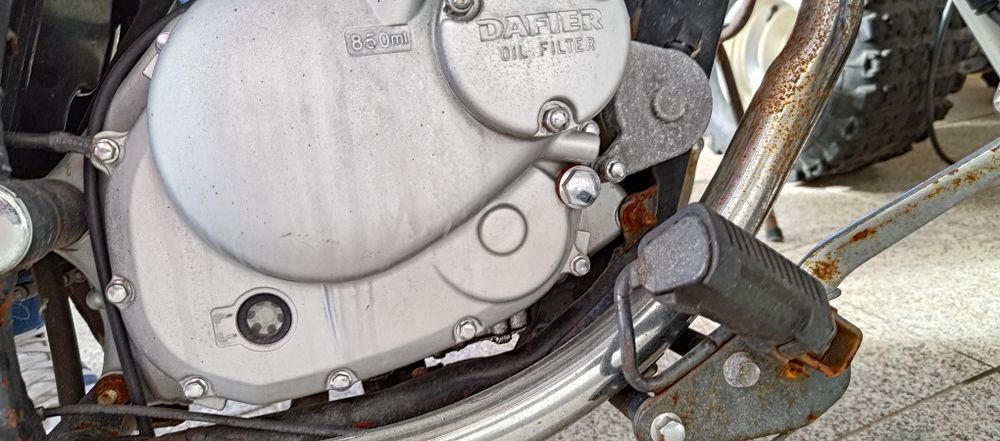 Moto 125 em bom estado