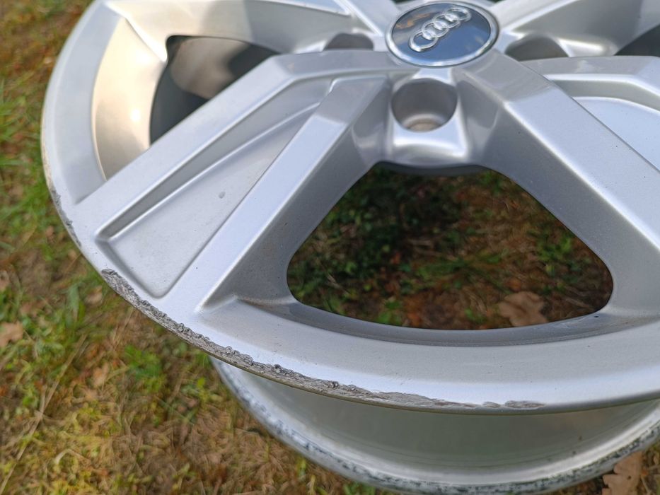 AUDI A4 B9 Felgi 7Jx16 16" ET35 oryginalne Q3 dużo zdjęć Alu felgi