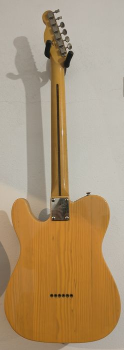 Guitarra Fender Squier Telecaster + Amplificador Boss Katana 50