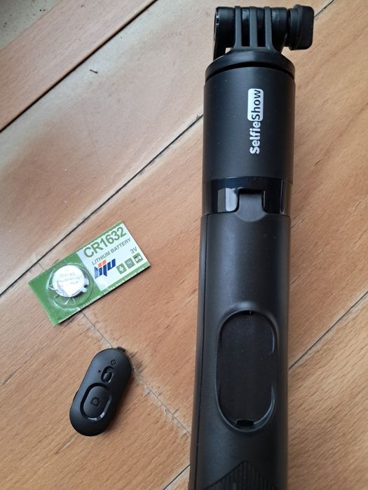 Tripé para telemóvel/câmara com comando