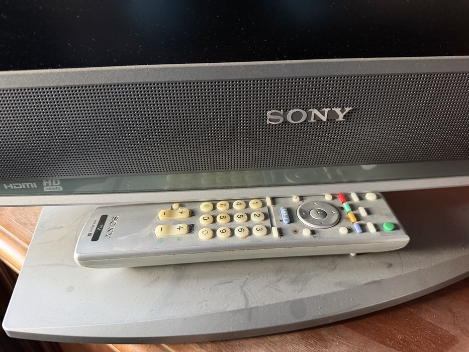 TV Sony Bravia com Comando