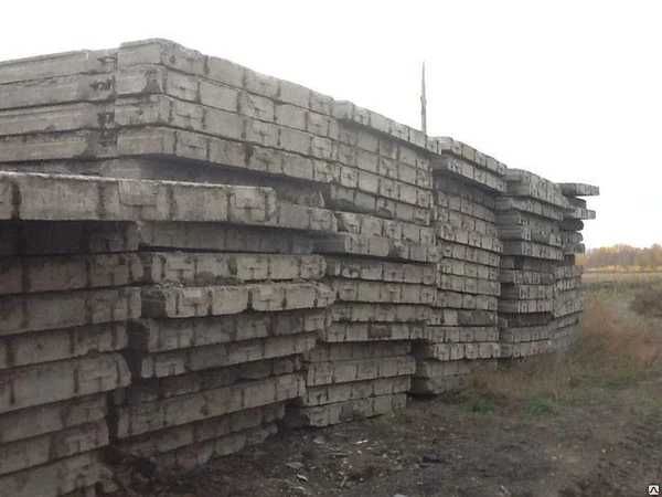 Дорожні та аеродромні плити / ПАГ-14, ПАГ-18, ПДН розміри 3×1.75, 3×1.5 і ПДН 6×2