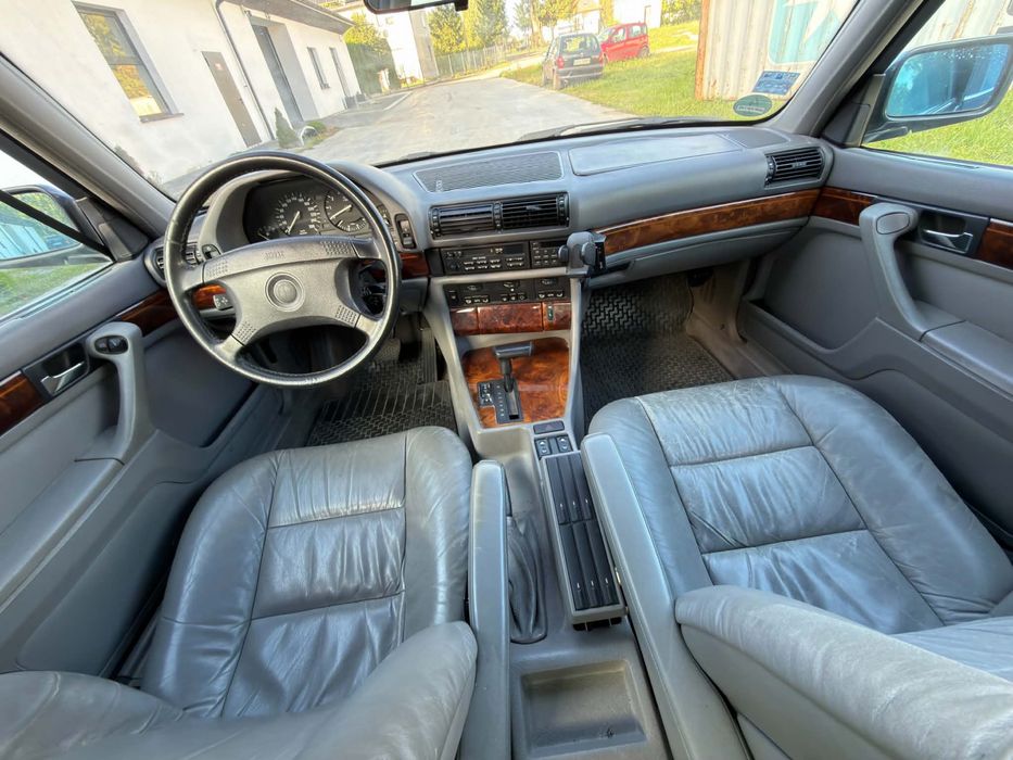 BMW 740i e32 v8 automat skóry podwójne szyby