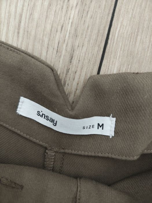 Eleganckie spodnie * wysoki stan * khaki * Sinsay M 38