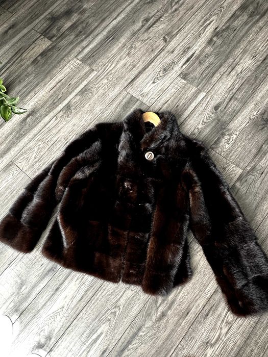 норкова шуба. стан ідеальний