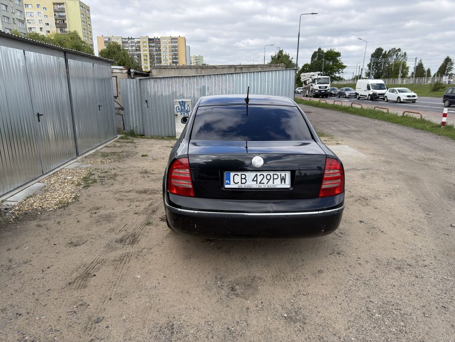 Sprzedam Skodę Super B1