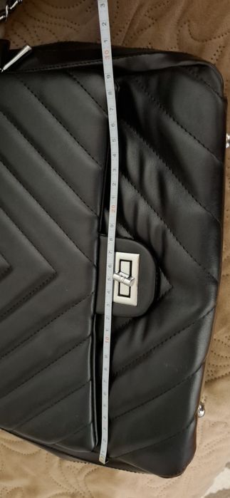 Сумка з ланцюжком (шанель)   ідеальний стан