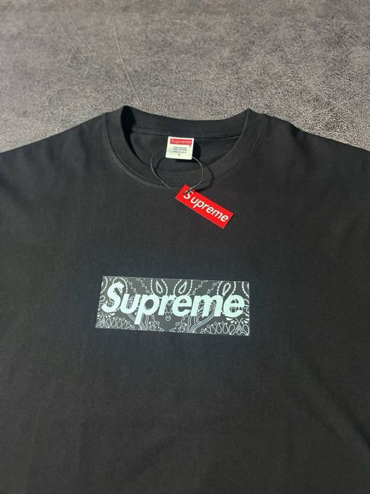 Футболка  Supreme