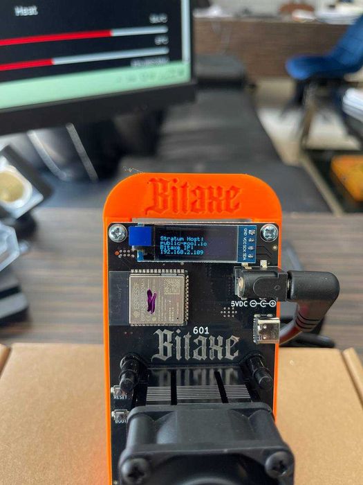 Asic Bitaxe Gamma 601 1.2Th/s чіп як в Antminer S21+ Pro XP BM1370