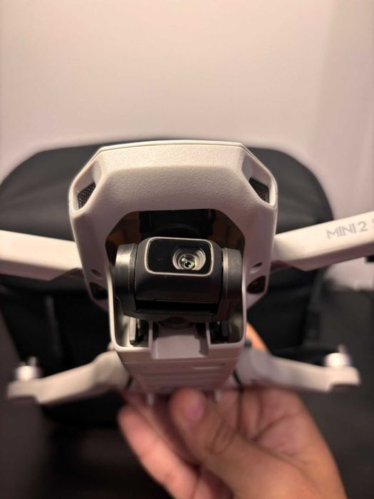 DJI Mini 2 SE Fly More Combo