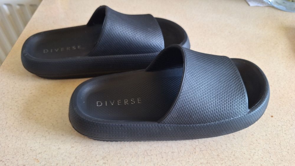 Klapki damskie Diverse r. 37-38