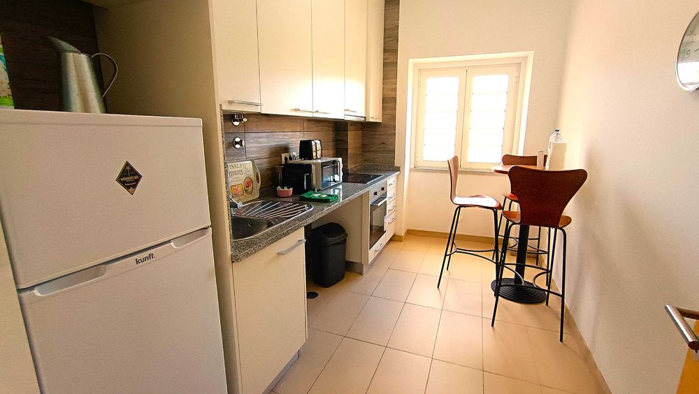 APARTAMENTO EQUIPADO NO CENTRO DO FUNDÃO