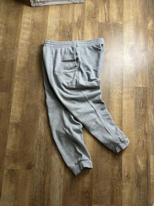 Широкі штани nike