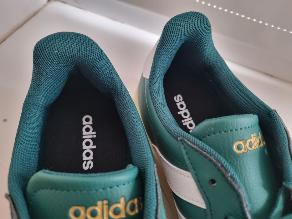 Кроси Adidas 43p