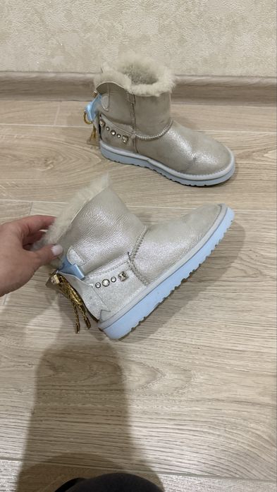 Продам ugg, уггі, повністю натуральні, р.36