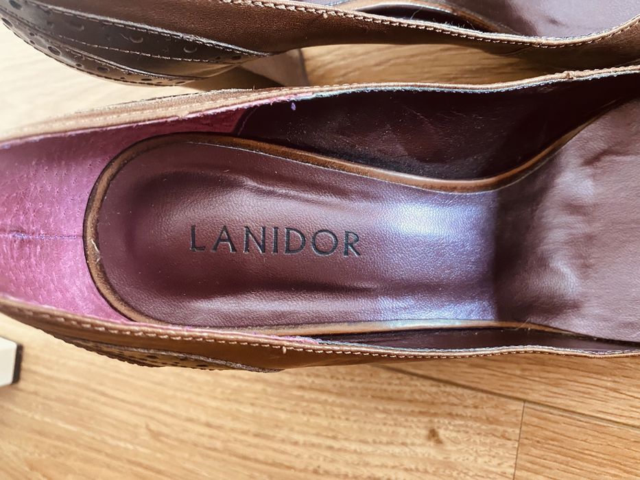 Sapatos em pele Lanidor 40