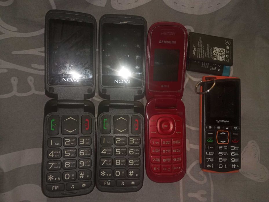 Лот кноп.телефонов