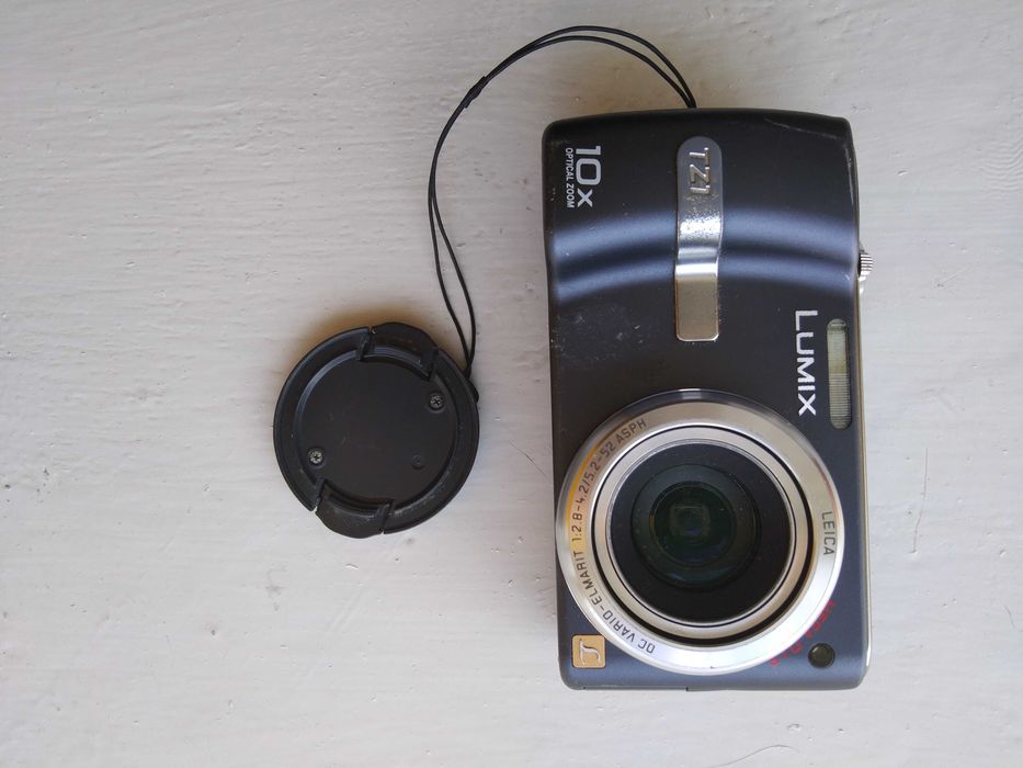 фотоапарат Panasonic Lumix DMC-TZ1