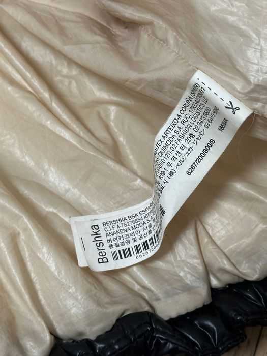 Женский пуховик укороченный  S размер дутик bershka jacket