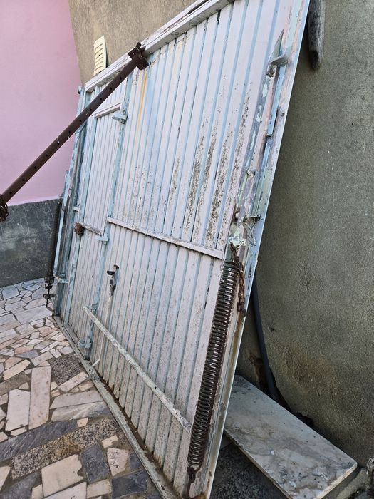 Portão garagem usado