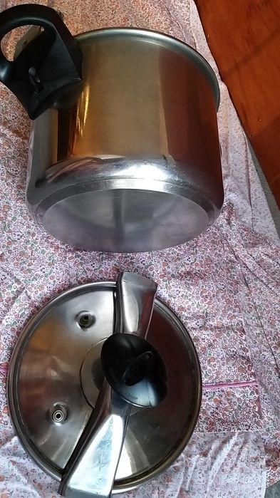 panela de pressão de 5.5 litros