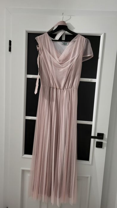 Długa suknia wieczorowa rozm 40